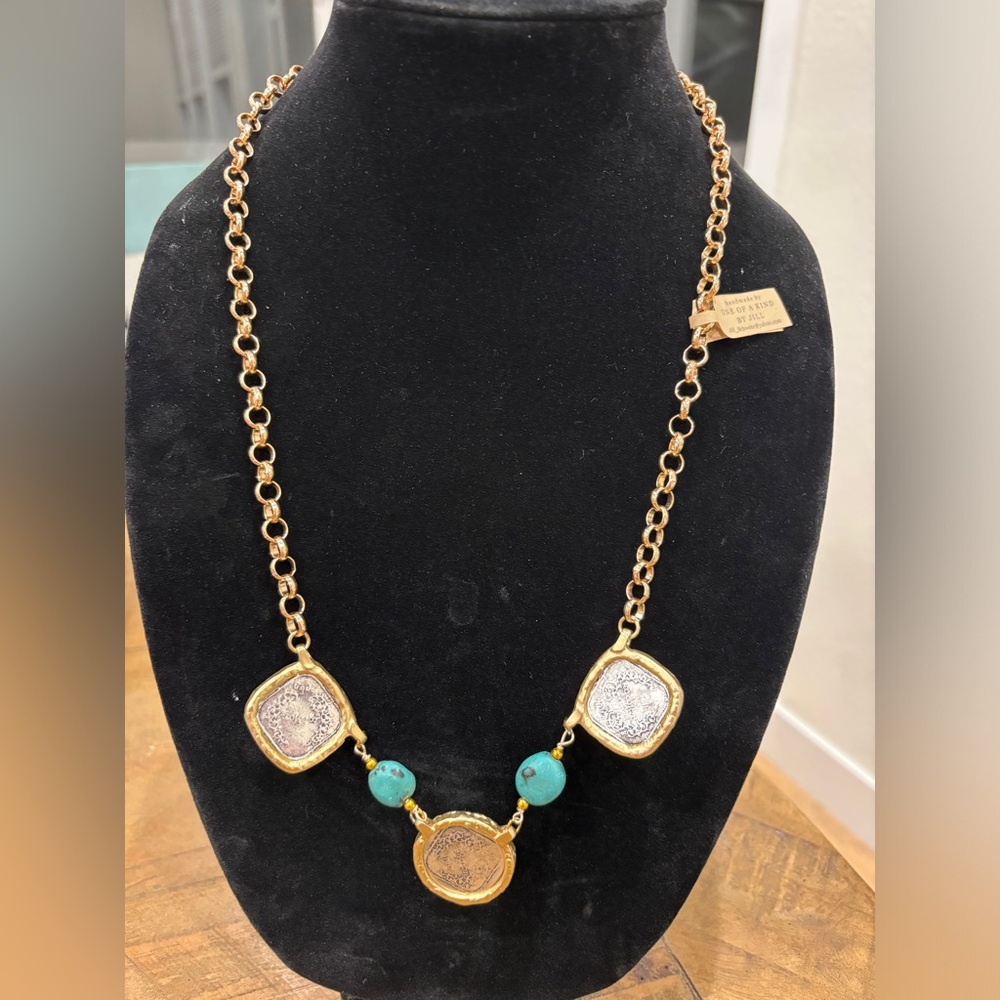 NWT!! Handcrafted Amber & Turquoise Medallion Necklace w/ Matching Earri…